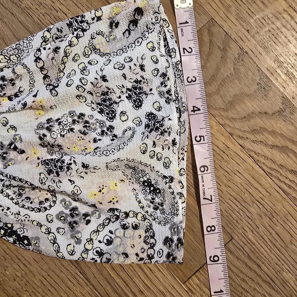 Fever‎ Cream and Black Paisley Blouse - Picture 8 of 9
